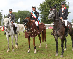 Medaillengewinner der S-Klasse Springen: v.l. Anna Jürgens, Thomas Kleis, André Thieme.